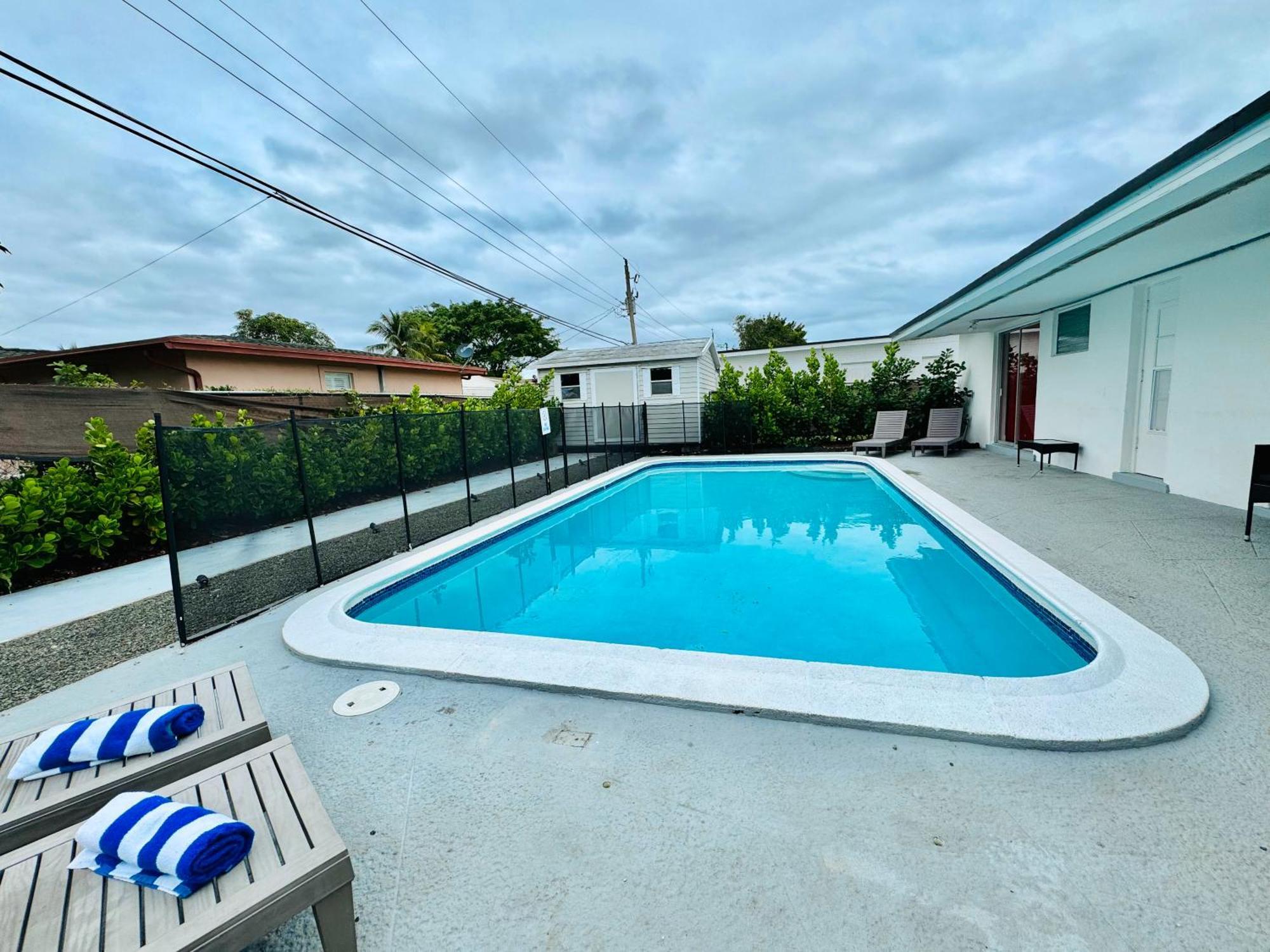 Tropical Villa Pool Courtyard & Garden View فورت لودرديل المظهر الخارجي الصورة
