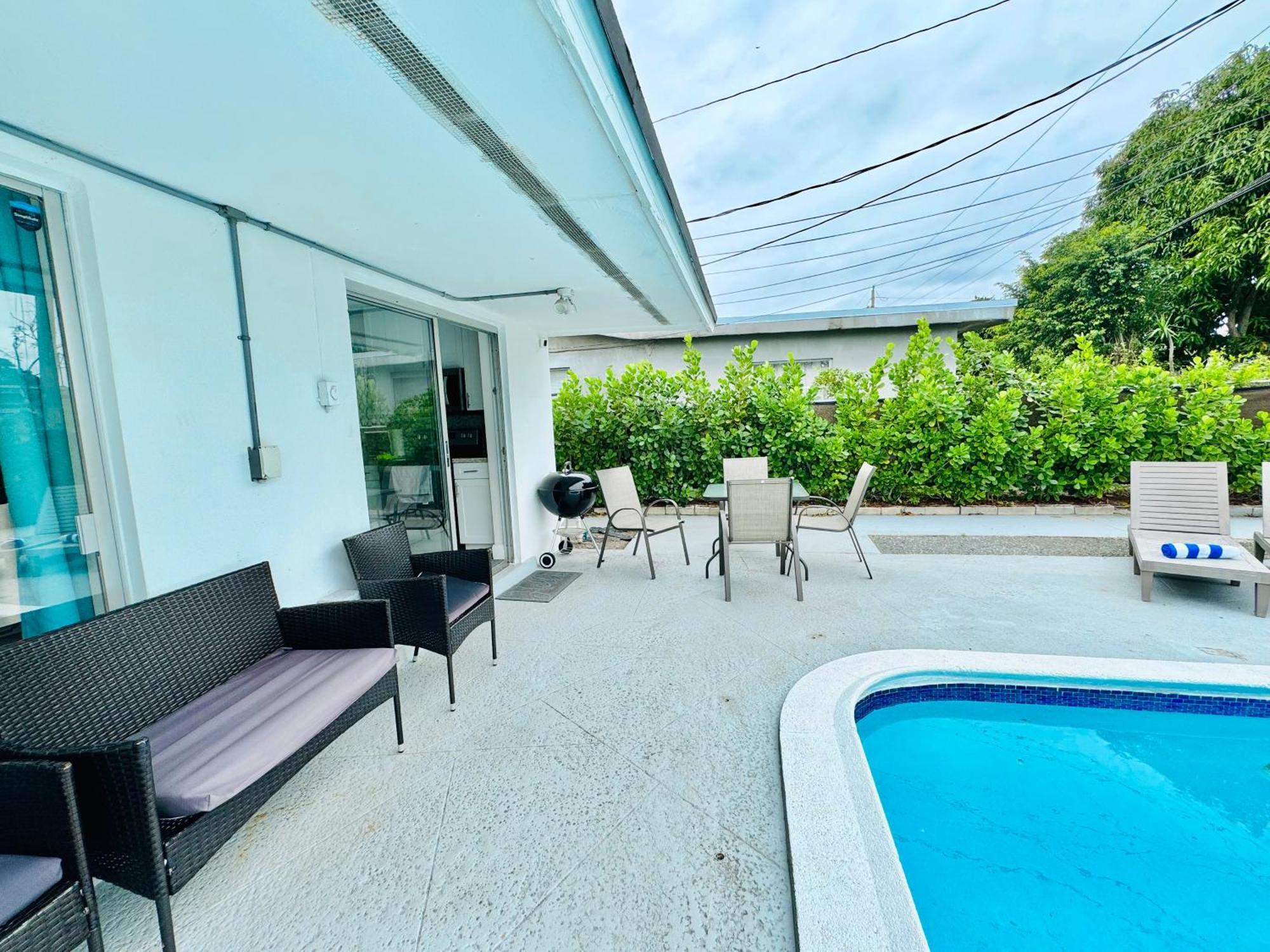Tropical Villa Pool Courtyard & Garden View فورت لودرديل المظهر الخارجي الصورة